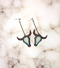 Load image into Gallery viewer, Bull skulls