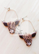 Load image into Gallery viewer, Highland cow