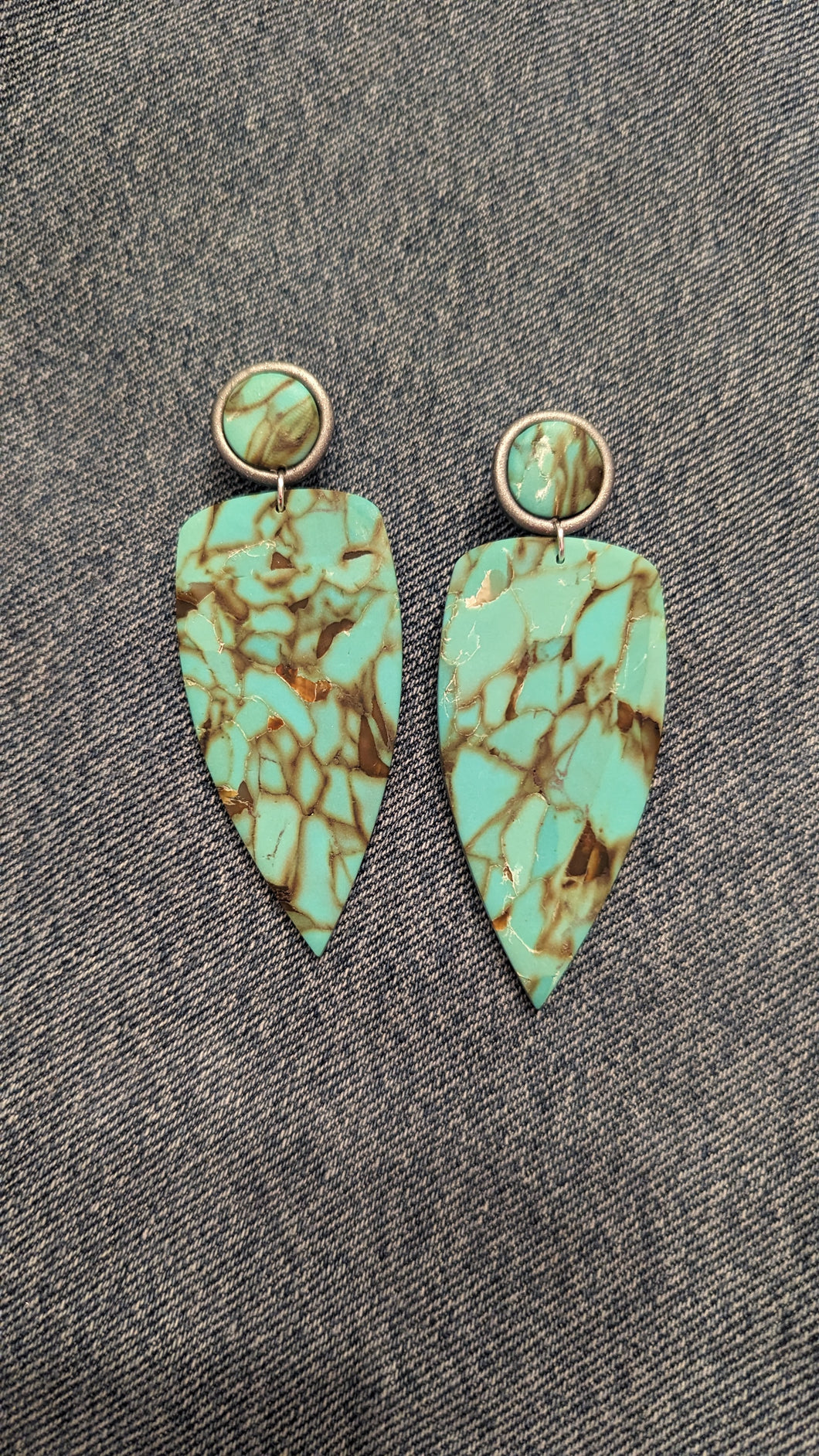 Turquoise dagger