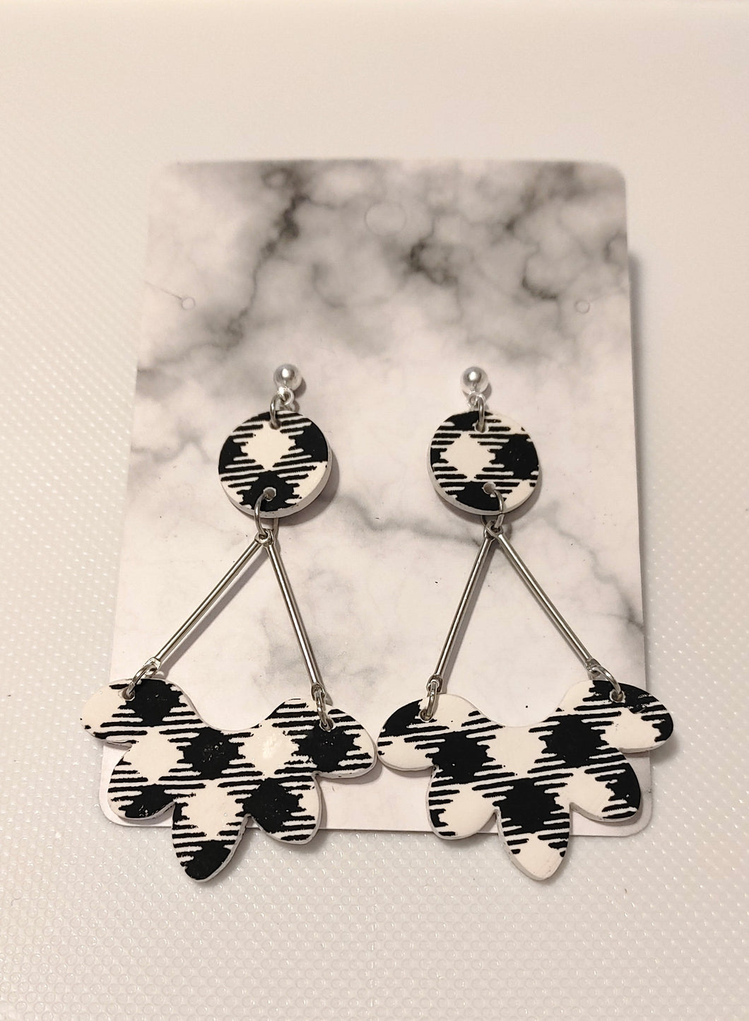 White buffalo plaid