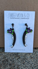 Load image into Gallery viewer, Mandible dangles

